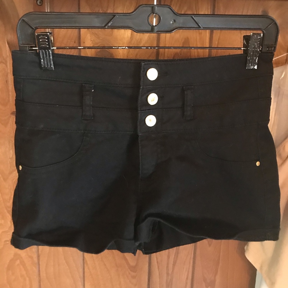 High waisted shorts black
